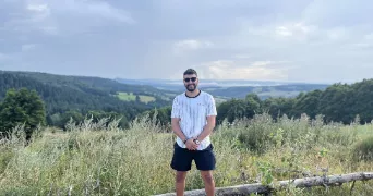 hassan pet sitter à LYON 09 69009