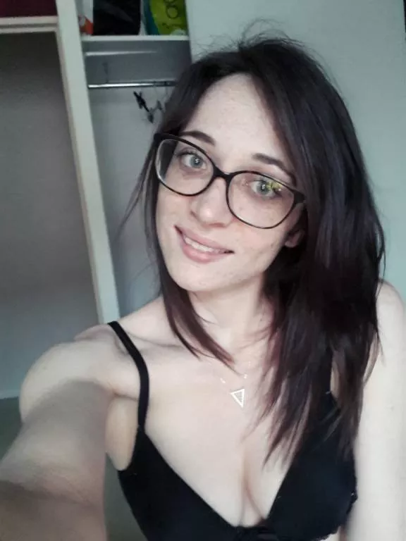 Justine pet sitter à Étréchy 91580