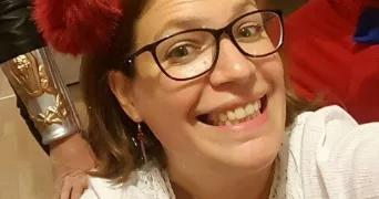julia pet sitter à ARTIGUES PRES BORDEAUX 33370