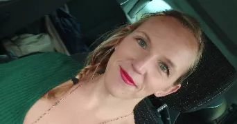 coralie pet sitter à BRESSE VALLONS 01340