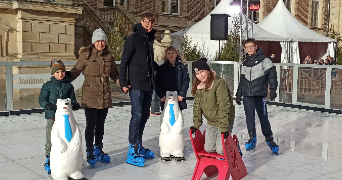 lora pet sitter à ST MAUR DES FOSSES 94100_1