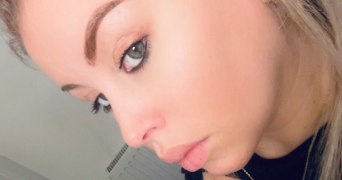 yasmina pet sitter à COURCELLES SUR VIOSNE 95650_0