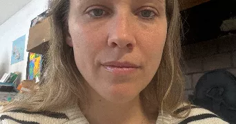 fanny pet sitter à FONTENAY LE FLEURY 78330