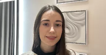 lucie pet sitter à NOE 31410