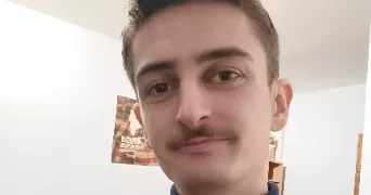 arnaud pet sitter à SABLONS 38550
