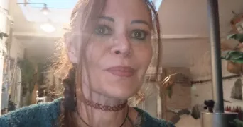 valérie pet sitter à LIAS 32600