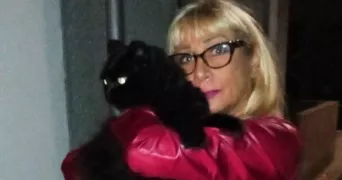 isabelle pet sitter à PARIS 20 75020