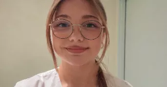 melanie pet sitter à LA JARNE 17220