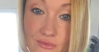 julie pet sitter à POUILLY 57420