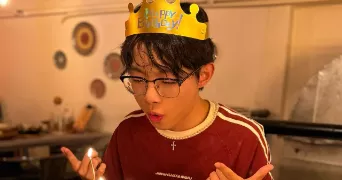 yang cat sitter à ST ETIENNE 42100