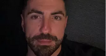 julien pet sitter à DOUVRIN 62138