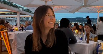 iva pet sitter à  06800