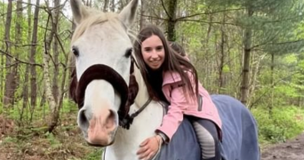 louise pet sitter à VERTOU 44120_1