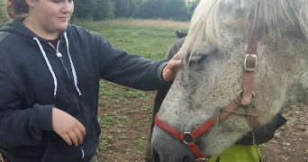 isalyne pet sitter à ST ETIENNE DU ROUVRAY 76800_7