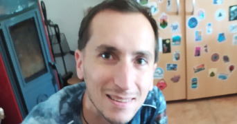 jonathan pet sitter à L ISLE D ABEAU 38080_0