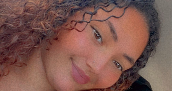 nabila pet sitter à MARSEILLE 13 13013