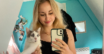 inès  pet sitter à MAISONS ALFORT 94700_0