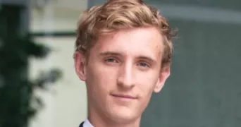 luca pet sitter à LES CABANNES 09310