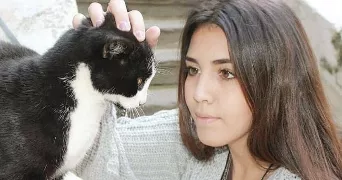 mounia pet sitter à MONTIGNY LES METZ 57950