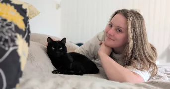 noémie cat sitter à CHAILLY EN BIERE 77930