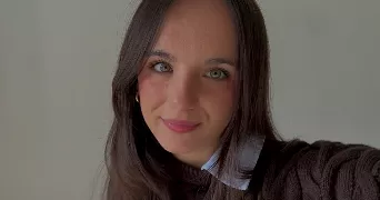 sarah pet sitter à LA TRONCHE 38700