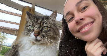 sarah pet sitter à LA ROCHE MAURICE 29800_1