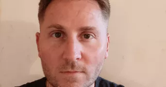 mike pet sitter à BOULT SUR SUIPPE 51110