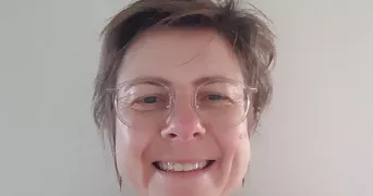 maryline pet sitter à COMMER 53470
