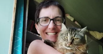 cecile pet sitter à VANDENESSE 58290