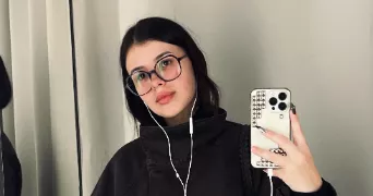 anaïs pet sitter à PARIS 18 75018