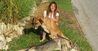 valerie pet sitter à ST AVIT DE SOULEGE 33220_2