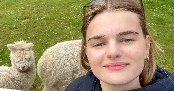 romane pet sitter à PARIS 05 75005