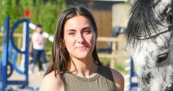 pauline pet sitter à VILLEPREUX 78450
