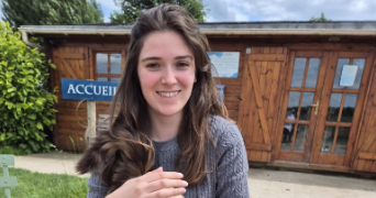 jade pet sitter à PUGET SUR ARGENS 83480_1