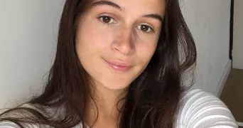 louise pet sitter à AIX EN PROVENCE 13100