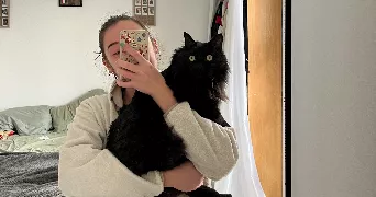anaïs pet sitter à Combs la ville 77380