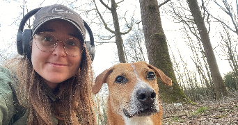 chloé pet sitter à ST DENIS D ORQUES 72350_0