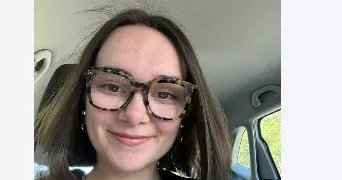 chloé pet sitter à CLAMART 92140
