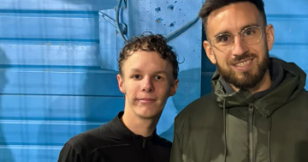 simon dog sitter à BEUVRY 62660_0