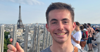 leo pet sitter à PAU 64000_0