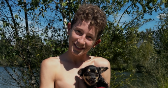 léon pet sitter à ROTHERENS 73110_0