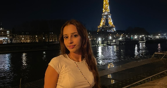 yasmine pet sitter à HEROUVILLE ST CLAIR 14200_0