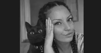 amina pet sitter à BUSSY ST GEORGES 77600