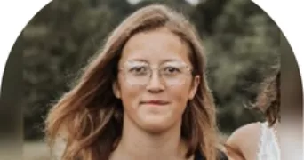 clemence pet sitter à ORLEANS 45000