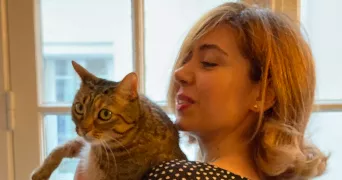 anahita cat sitter à PUTEAUX 92800