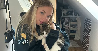 prune pet sitter à LAVAL 53000