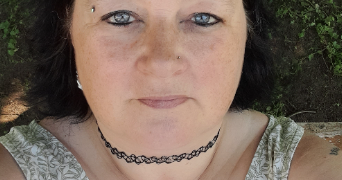 isabelle pet sitter à VIVIERS SUR CHIERS 54260_0