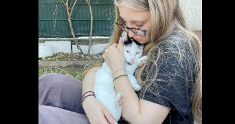 marie pet sitter à NIMES 30000_1