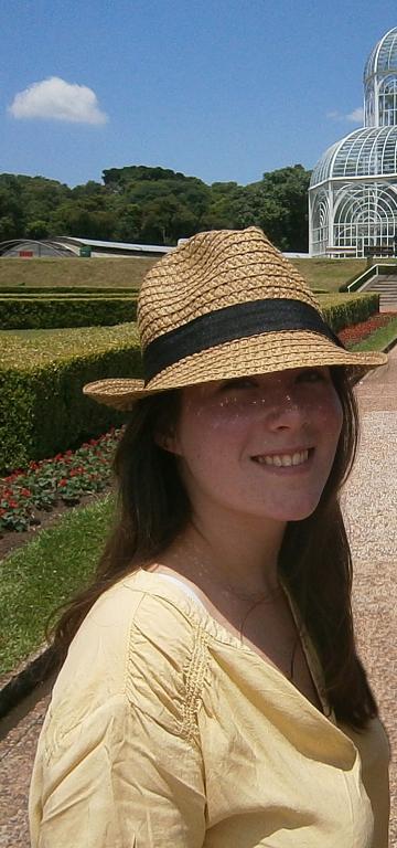 Chloé pet sitter à Paris 75015
