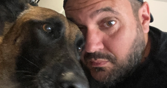 julien pet sitter à OZOIR LA FERRIERE 77330_0